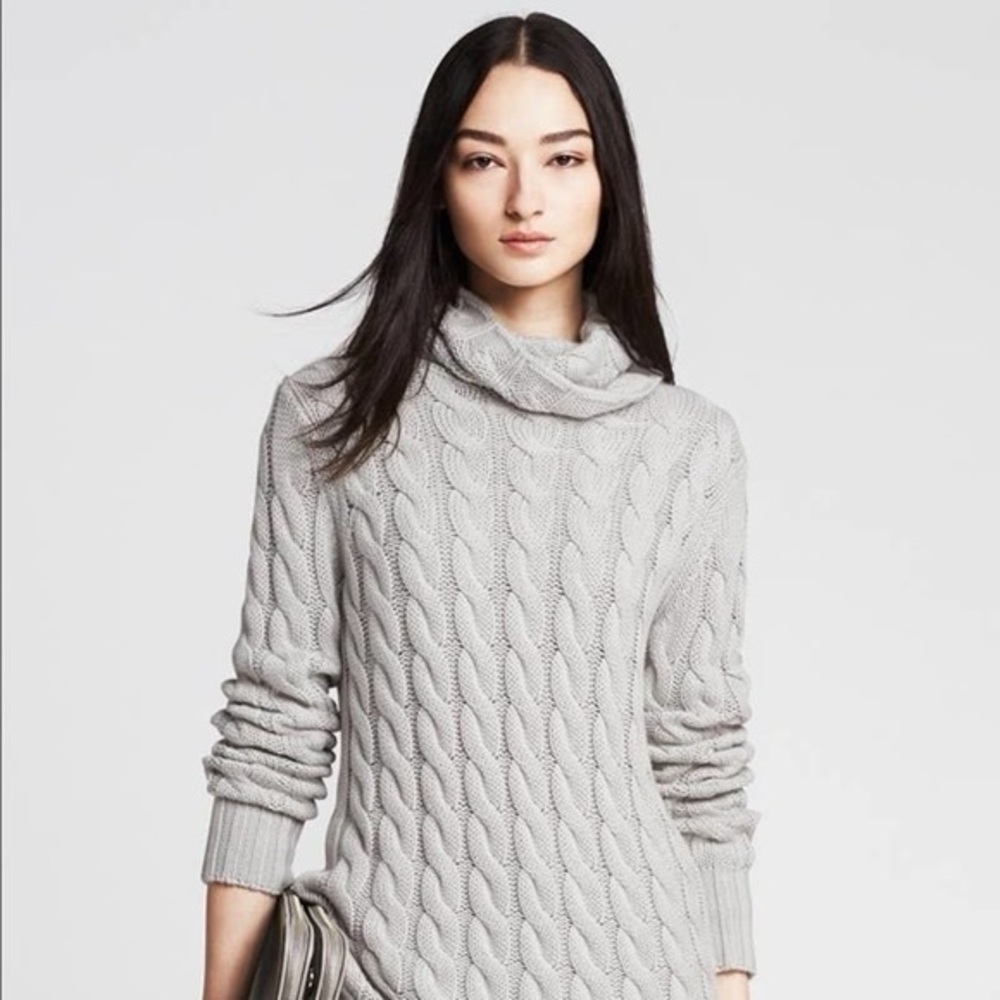 Banana Republic Cable Knit Turtleneck Sweater - Gray